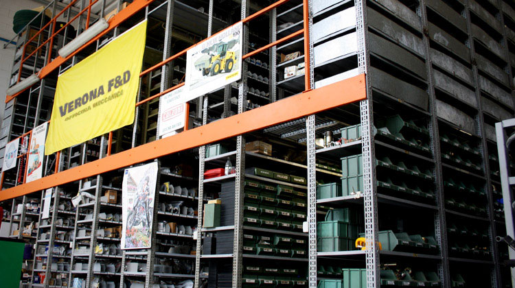 Vendita ricambi autovetture, trattori, camion, escavatori, Pordenone, Pravisdomini